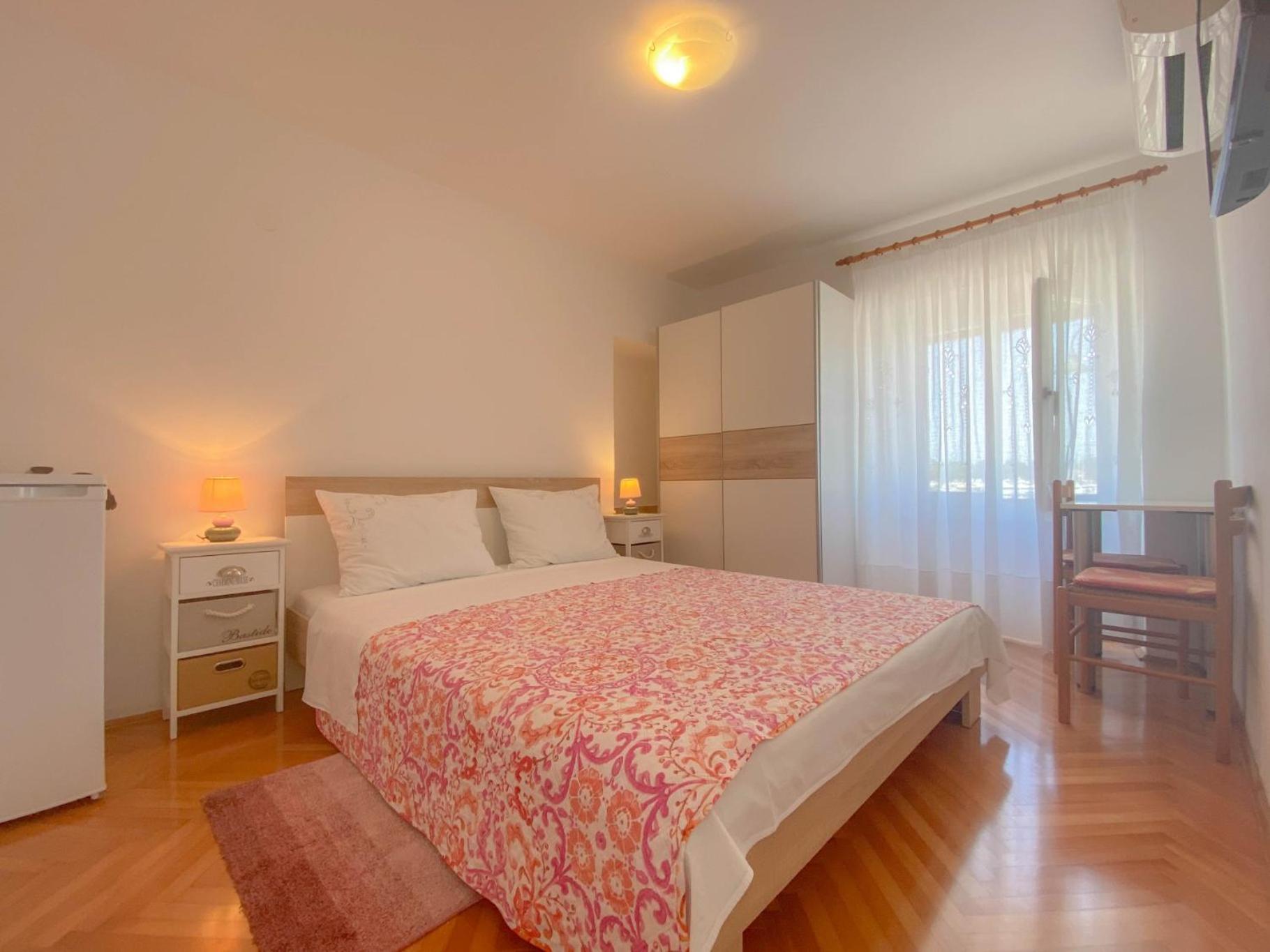 Demark Room 2 Новиград Екстериор снимка